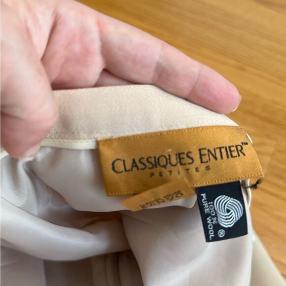 Classiques Entier Cream Wool Pencil Skirt | Size 2P | Made in Japan - Picture 4 of 7